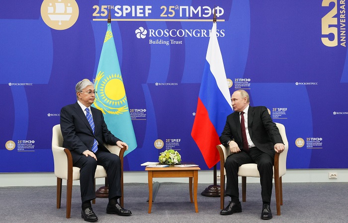 Путин и Токаев отметили перспективность отношений РФ и Казахстана
