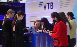 Сбербанк, "Газпром" и ВТБ стали самыми заметными компаниями в медиа по итогам ПМЭФ 2022