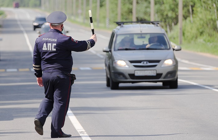 На Камчатке полицейского подозревают в избиении пьяного водителя