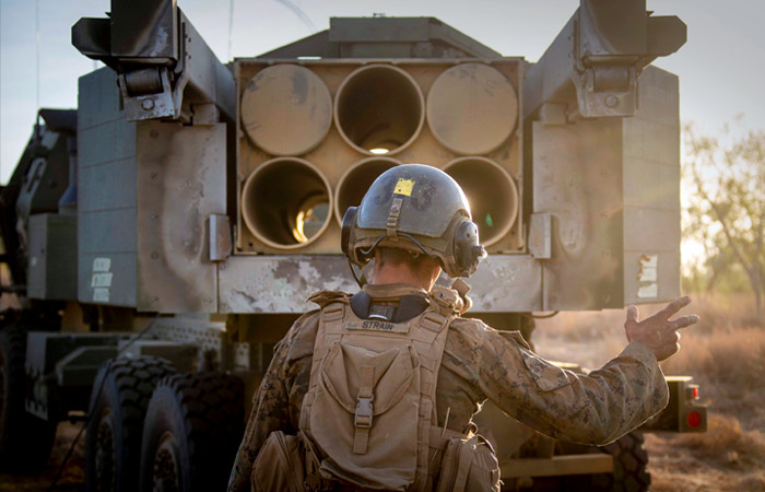 Американские ракетные комплексы HIMARS прибыли на Украину