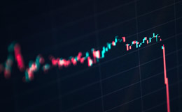 Падение биткойна привело к обвалу акций компаний-майнеров