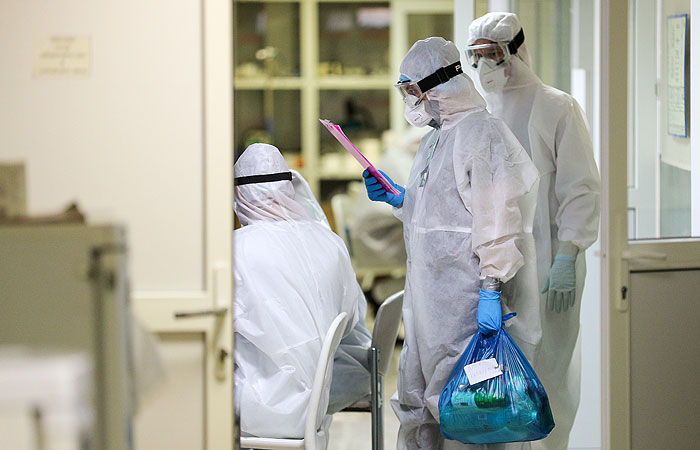 В России за сутки выявили 15 316 новых случаев COVID-19