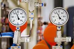 ФРГ ограничивает подачу горячей воды и электричества из-за энергокризиса
