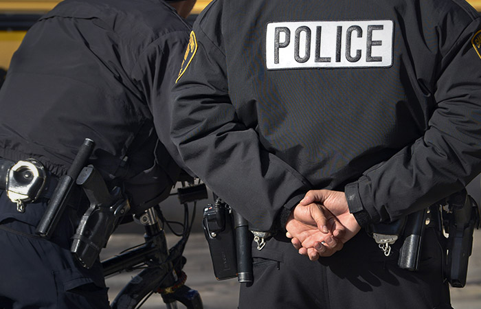 Два полицейских были ранены во время стрельбы в американской Филадельфии