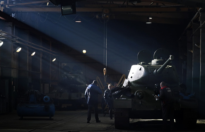 Законопроект о спецмерах не предполагает перепрофилирования заводов для нужд армии