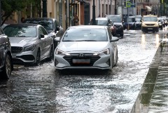 На восток Москвы за час с небольшим обрушилось более 30% месячной нормы осадков