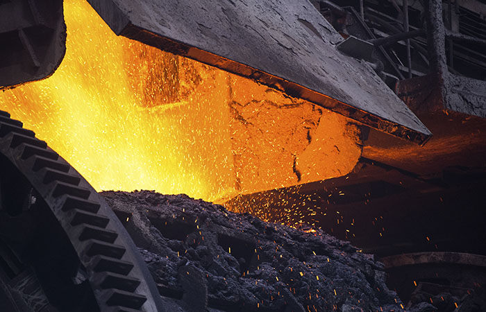 Цена меди упала до минимума почти за 1,5 года на растущих рисках рецессии