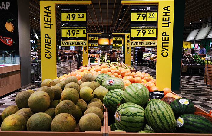 Росстат впервые зафиксировал дефляцию в РФ в июне за все время наблюдений