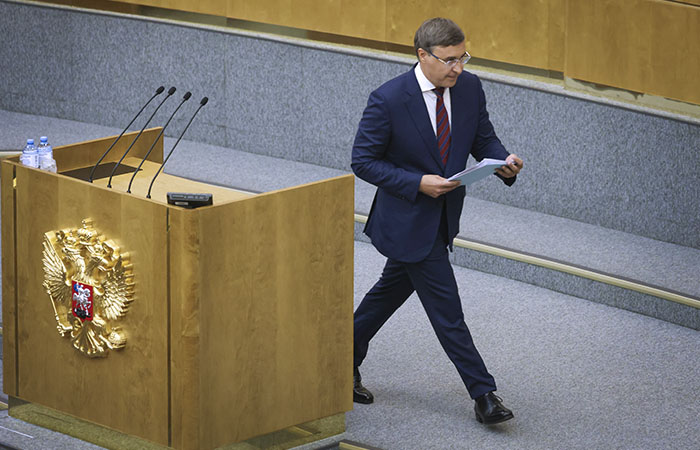 Министр Фальков отметил дефицит аспирантов для потребностей экономики