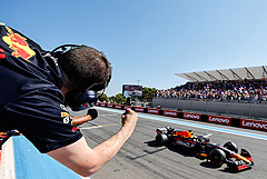 Ферстаппен выиграл Гран-при Франции "Формулы-1"