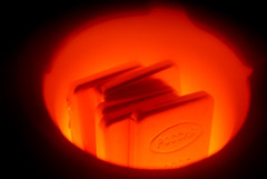 Япония введет запрет на импорт золота из РФ с 1 августа