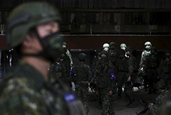 На Тайване начались учения, имитирующие вторжение армии Китая