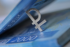 Подделка двухтысячных банкнот в РФ во II квартале выросла в 2,8 раза