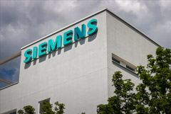 В "Газпроме" заявили, что Siemens не ремонтирует двигатели на "Северном потоке"