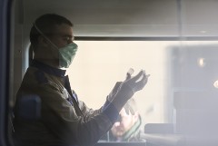 В РФ COVID-19 впервые с апреля заболели почти 12,5 тыс. человек