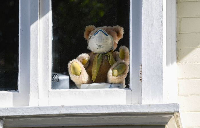 Роспотребнадзор призвал при болезни сидеть дома даже при отрицательном COVID-тесте