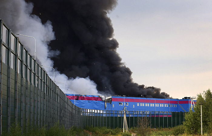 Среди версий причин пожара в Истре назвали короткое замыкание и нарушения при сварке