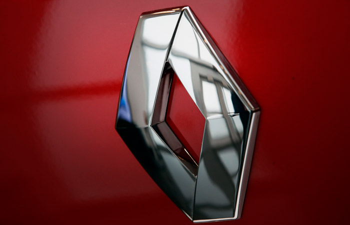 Минпромторг исключил из параллельного импорта запчасти для Renault