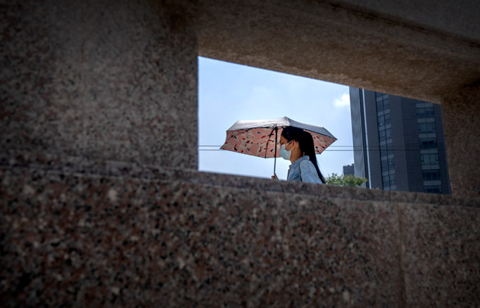 В ряде городов Китая ввели новые локдауны для миллионов местных жителей