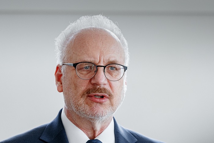 Президент Латвии поддержал идею запрета на выдачу туристических виз для россиян