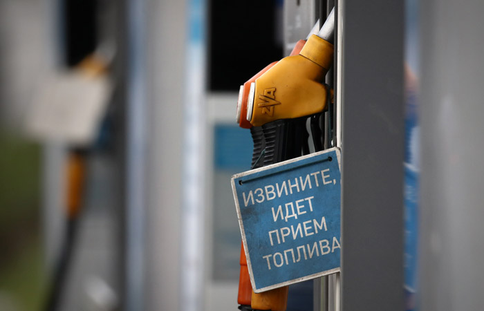 Минфин и ФАС проверят возможность экспорта топлива, предназначенного для рынка РФ