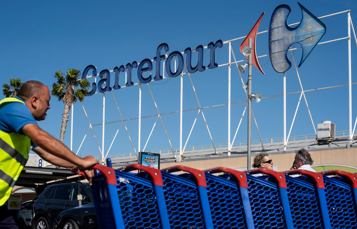 Французский ритейлер Carrefour заморозил цены на 100 товаров повседневного пользования