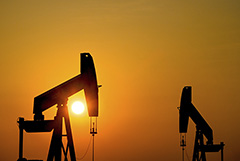 Саудовский министр допустил, что ОПЕК+ придется сократить добычу