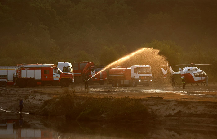 Власти заявили об отсутствии угрозы перехода огня из Рязанской области в Подмосковье