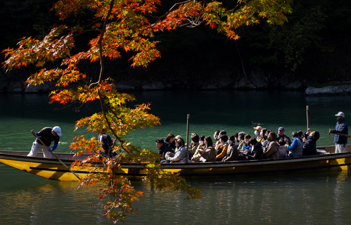 Япония с сентября отменит обязательные COVID-тесты для въезжающих в страну