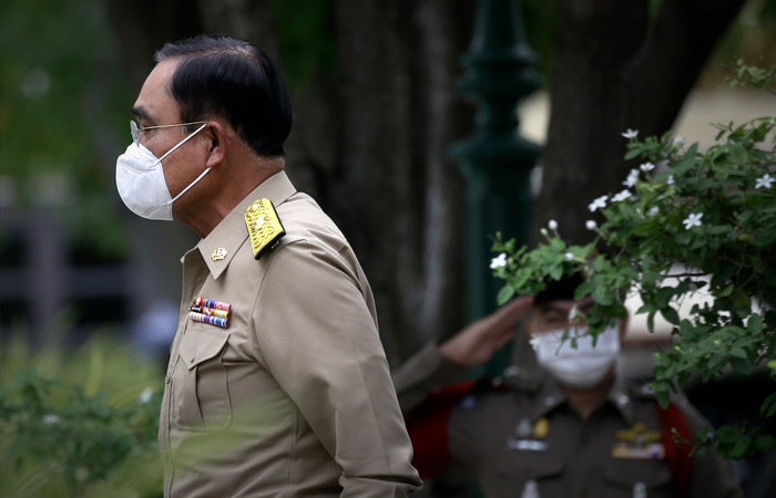 Премьер Таиланда временно отстранен от должности по решению Конституционного суда