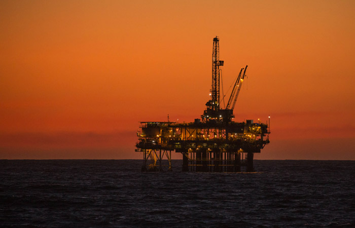 Цена на Brent снова поднялась выше $100 за баррель