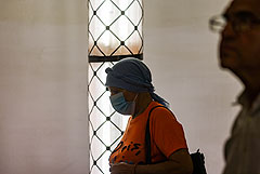 В России за сутки коронавирусом заболели 46,9 тыс. человек