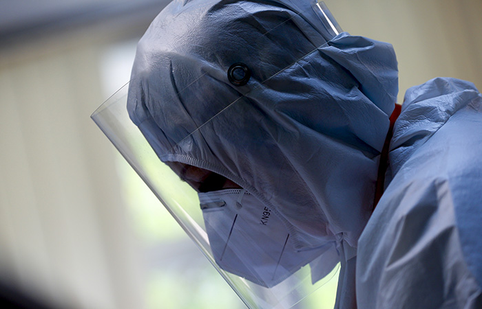 В РФ за сутки COVID-19 заболели почти 50 тыс. человек