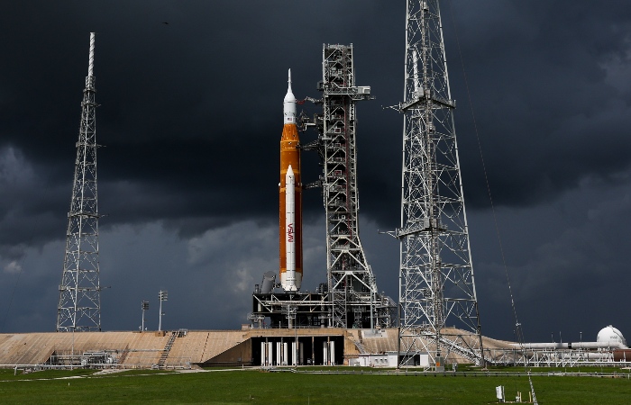 NASA в субботу предпримет повторную попытку запуска к Луне миссии "Артемида-1"