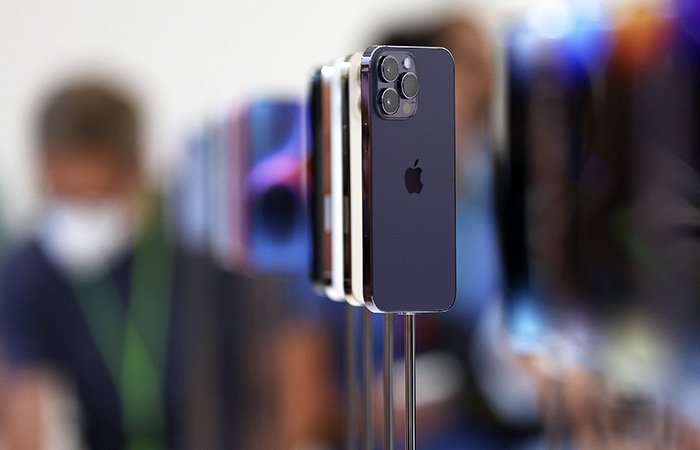 Российские ритейлеры начали принимать предзаказы на iPhone 14