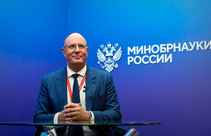 Дмитрий Чернышенко: сейчас для россиян безопасно отдыхать лучше в России