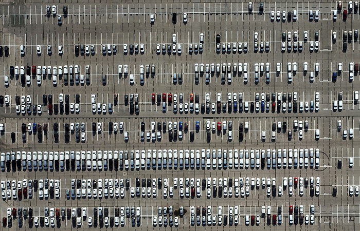 Мантуров заявил, что "АвтоВАЗ" в 2023 г. выйдет на производство 500 тыс. автомобилей