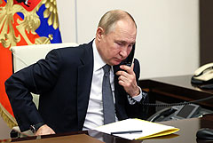 Путин и Макрон обсудили вопросы безопасности Запорожской АЭС
