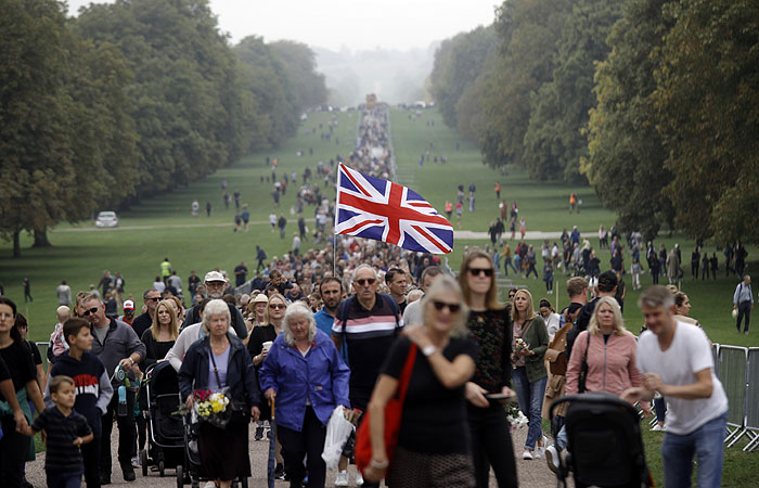 Лондон дополнительно привлечет сотни полицейских на время похорон Елизаветы II