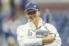 Первая ракетка мира Швентек выиграла US Open