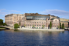 Правящий блок левых партий Швеции лидирует по итогам выборов в парламент