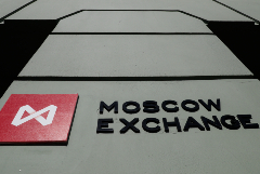 Мосбиржа в понедельник откроет рынок акций для нерезидентов из "дружественных" стран