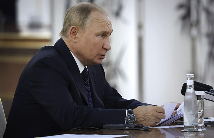 Путин заявил Си Цзиньпину, что Россия придерживается принципа "одного Китая"