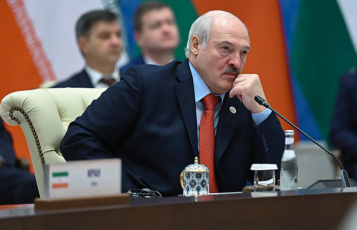 Лукашенко исключил вероятность удара по России через Белоруссию