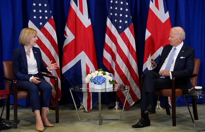 Байден и Трасс обсудили Украину и энергетику