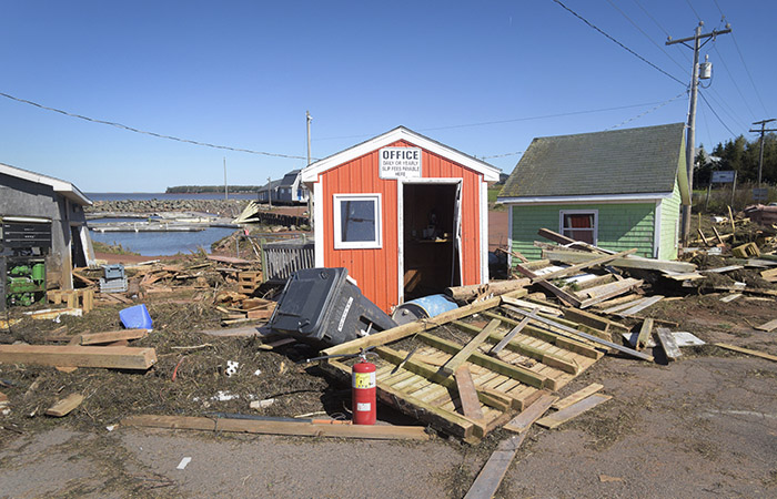 В Канаде задействовали военных для ликвидации последствий шторма "Фиона"