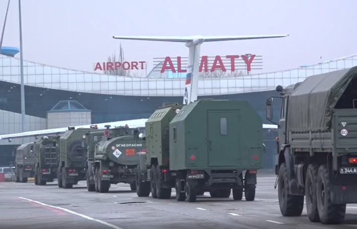 Российские военные в Казахстане начали тренировки по предотвращению нештатных ситуаций