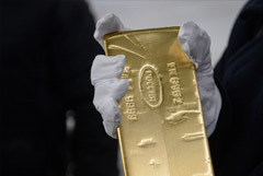 Клиенты Сбербанка с начала года купили 100 т драгметаллов в обезличенном виде