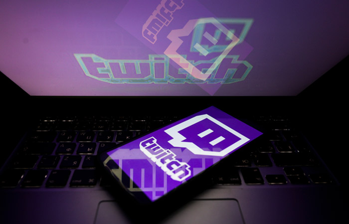   Twitch   4  .      