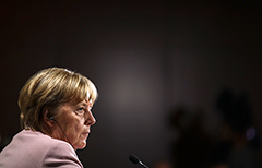 Меркель сочла рациональной закупку у РФ больших объемов газа в бытность канцлером